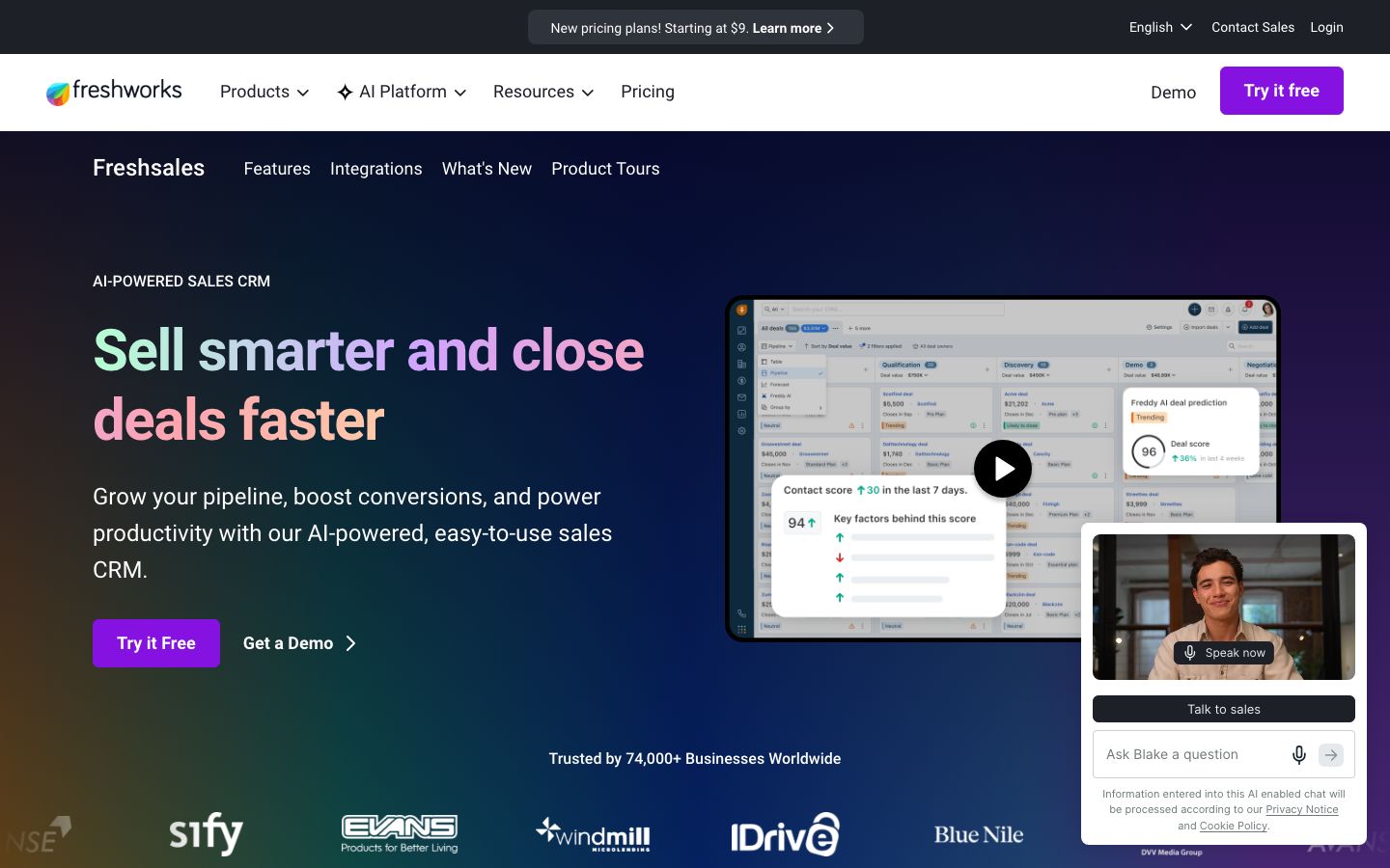 Screenshot del sito di Freshsales